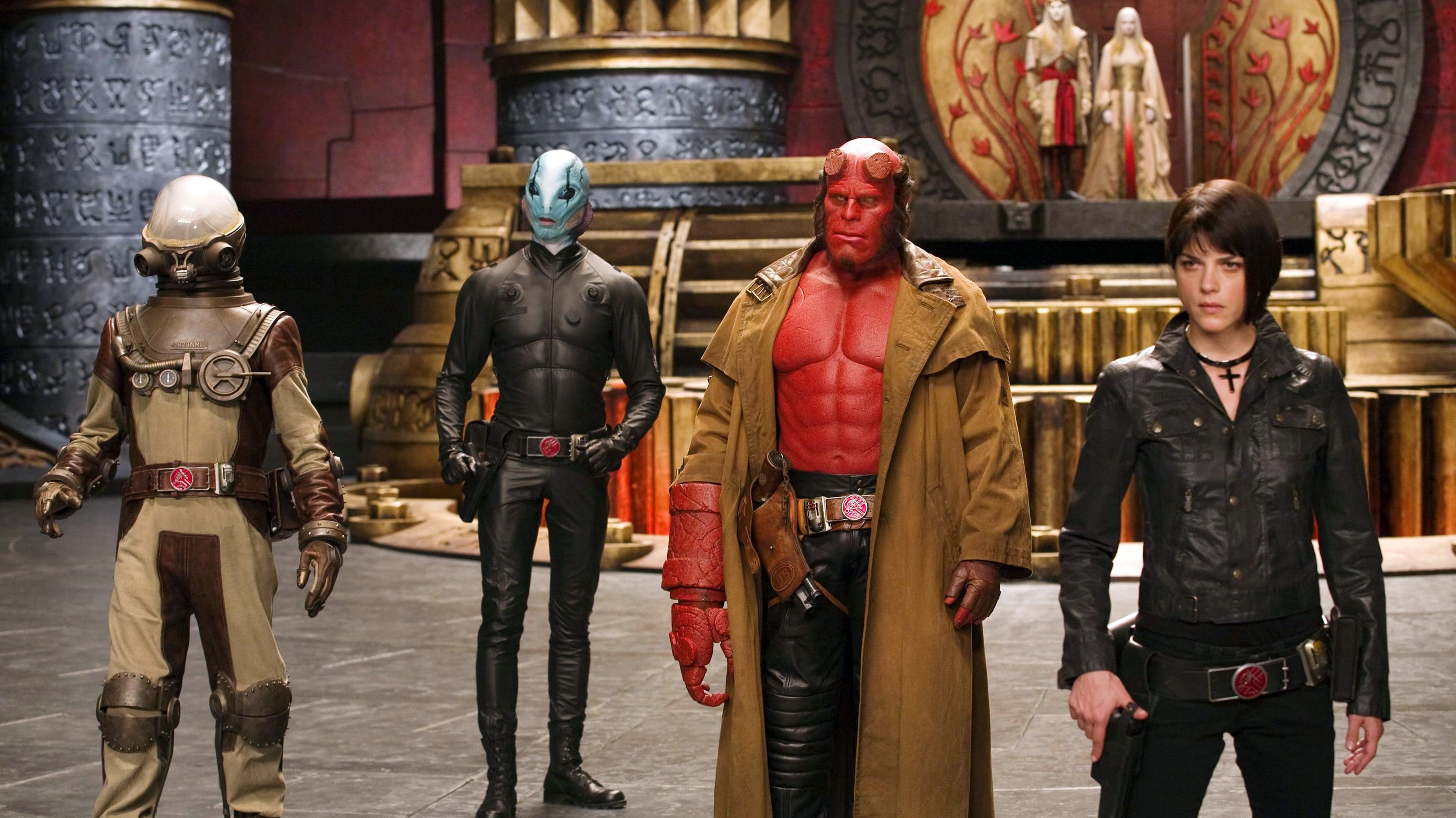 دانلود فیلم پسر جهنمی ۲: ارتش طلایی Hellboy II: The Golden Army 2008